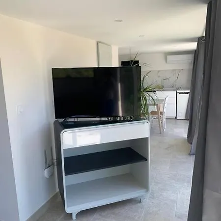 Terre De Lumiere 2. Apartment Nyons Exterior photo